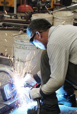 給力體育-匠心工藝