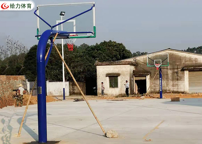 籃球架