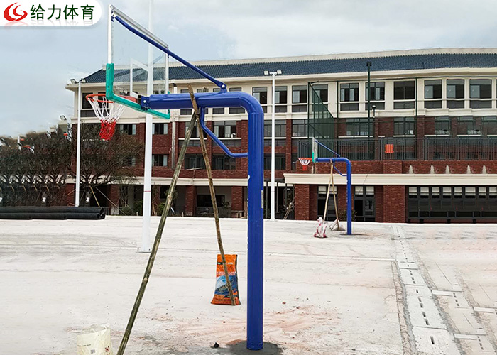 學(xué)校籃球架