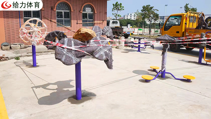 中山鄉(xiāng)村健身器材